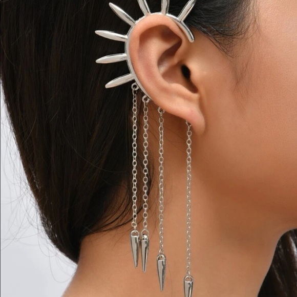 Dolls Kill Jewelry - Spiked Goth Ear Cuff